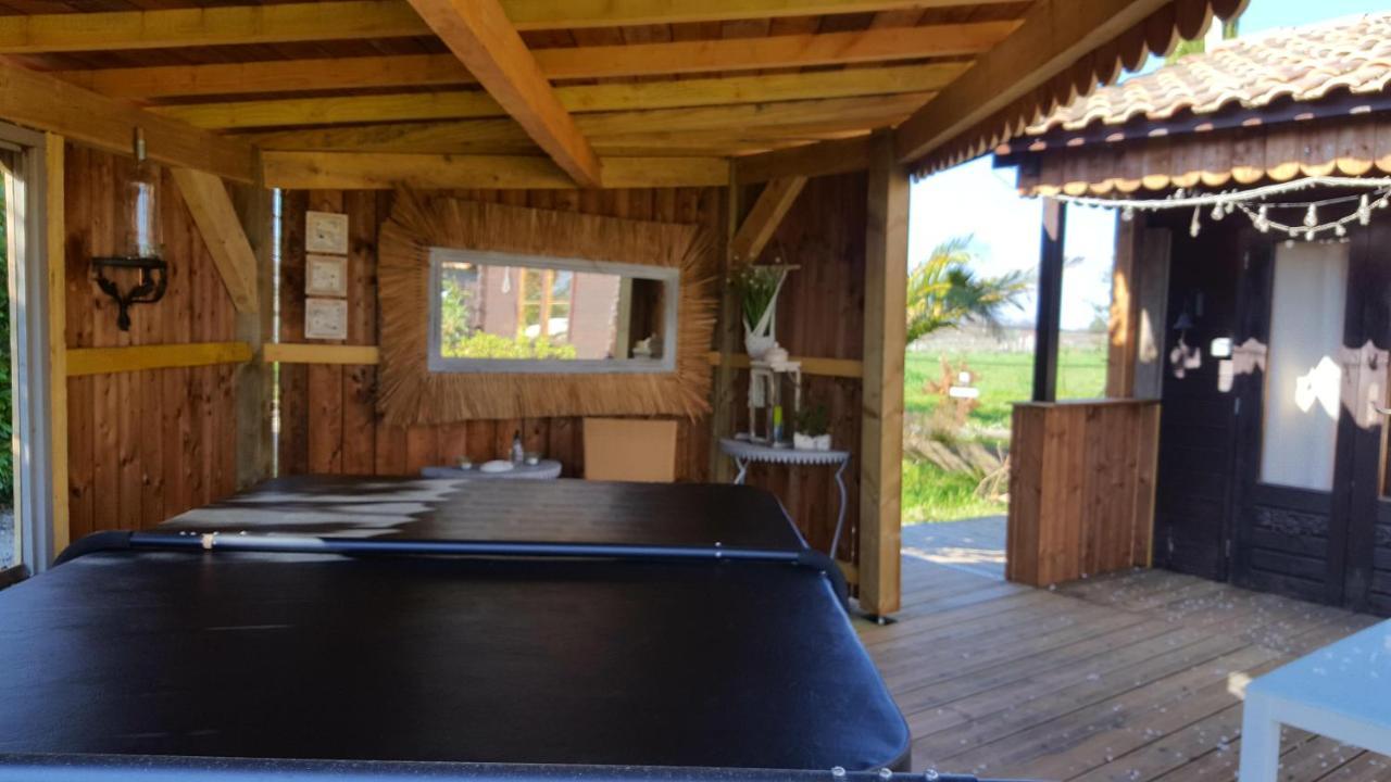 Bed and Breakfast Le Bassin Du Tertre Fronsac  Екстер'єр фото