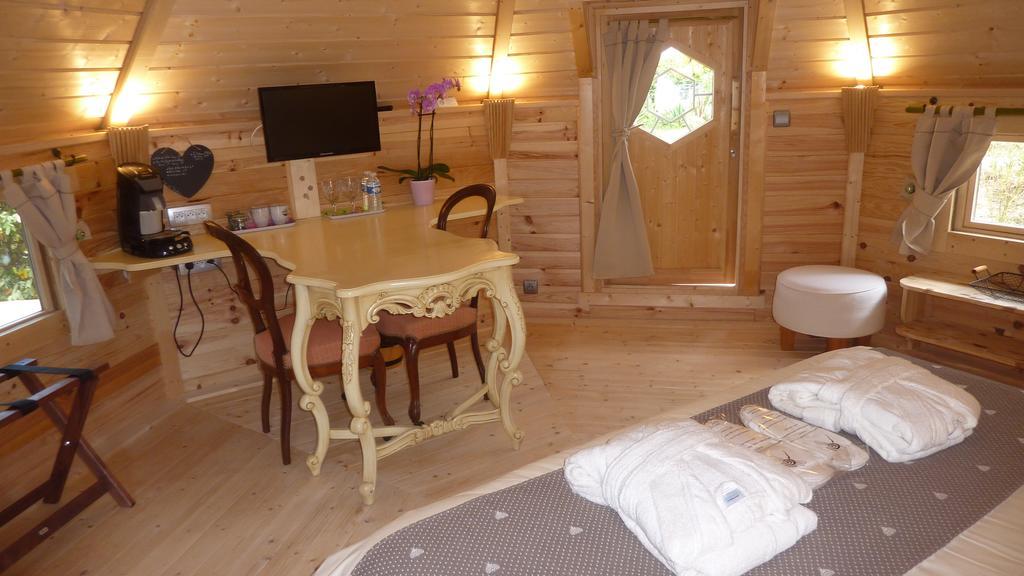 Bed and Breakfast Le Bassin Du Tertre Fronsac  Номер фото