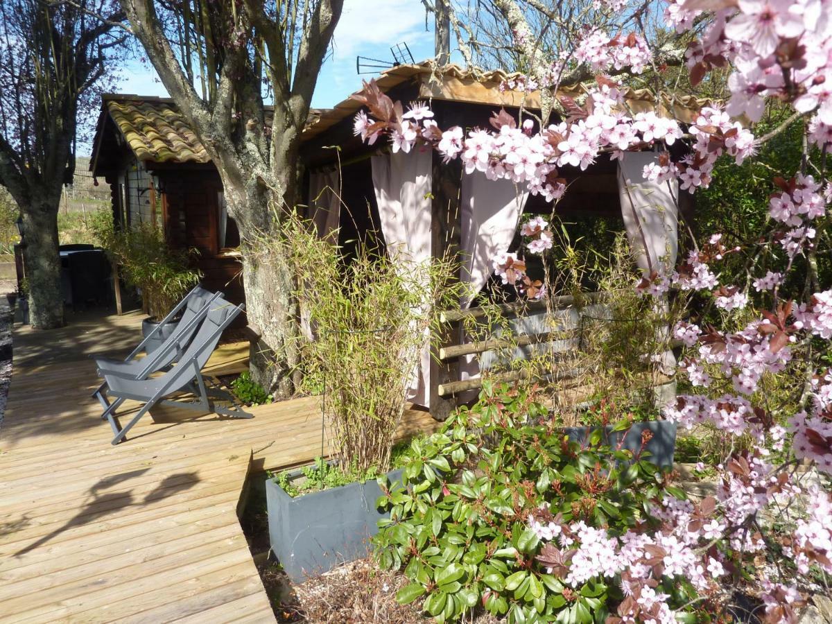 Bed and Breakfast Le Bassin Du Tertre Fronsac  Екстер'єр фото